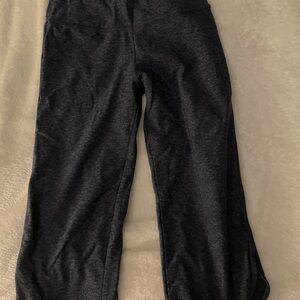 Ladies blue capri yoga pants